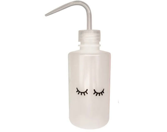 Lash cleansing bottle