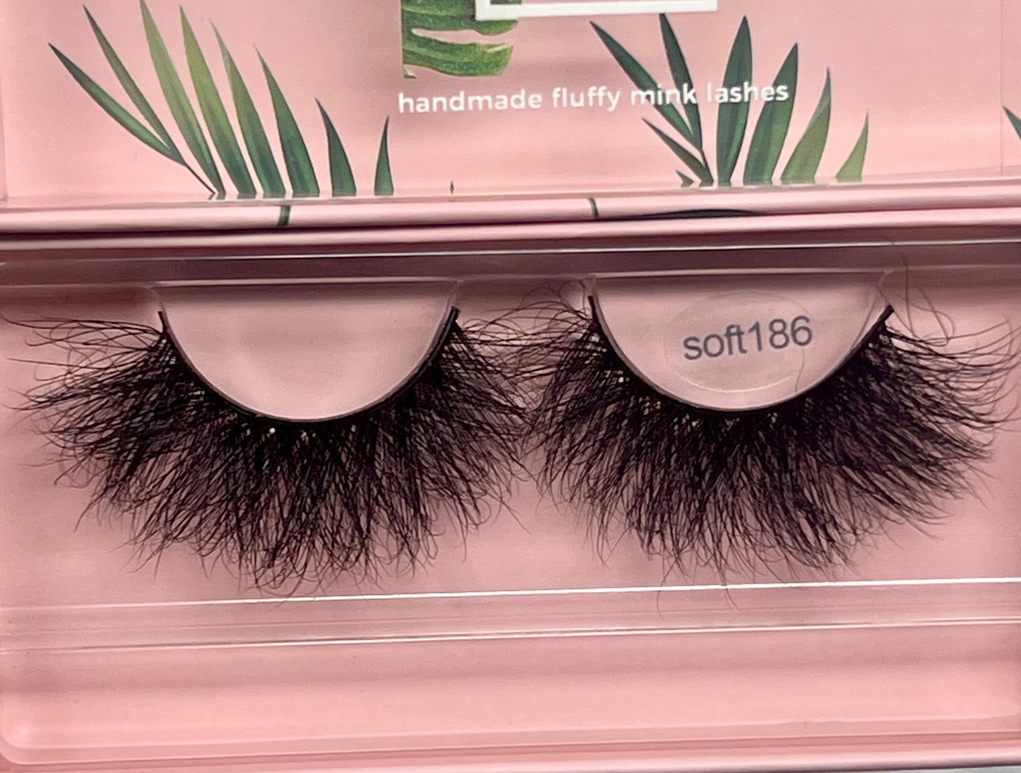 Strip lash (soft 186)